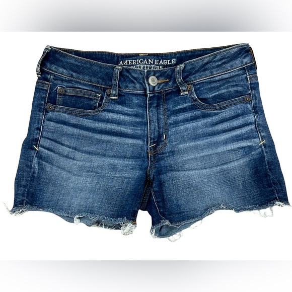American Eagle Denim Shorts Women Size 8 Super Stretch Raw Hem Blue Distressed - Picture 2 of 10